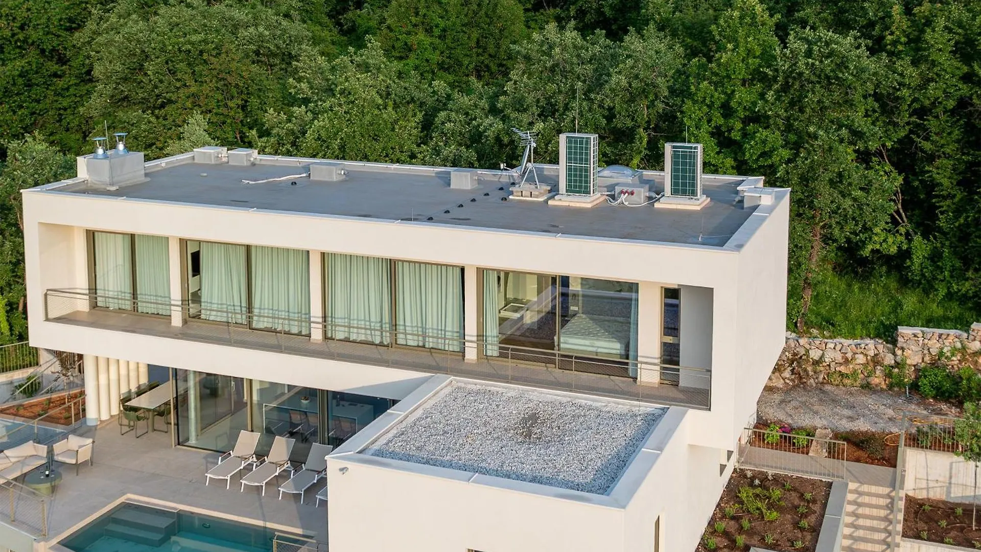 Villa Ladeti Sereno Poljane