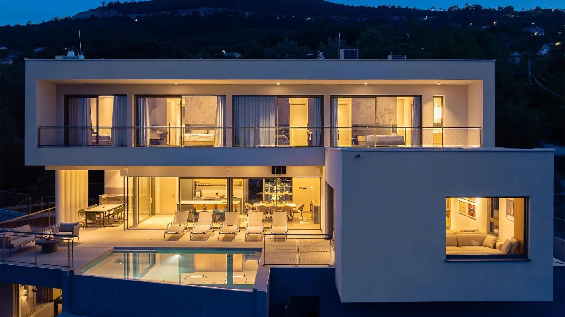 Villa Ladeti Sereno Poljane